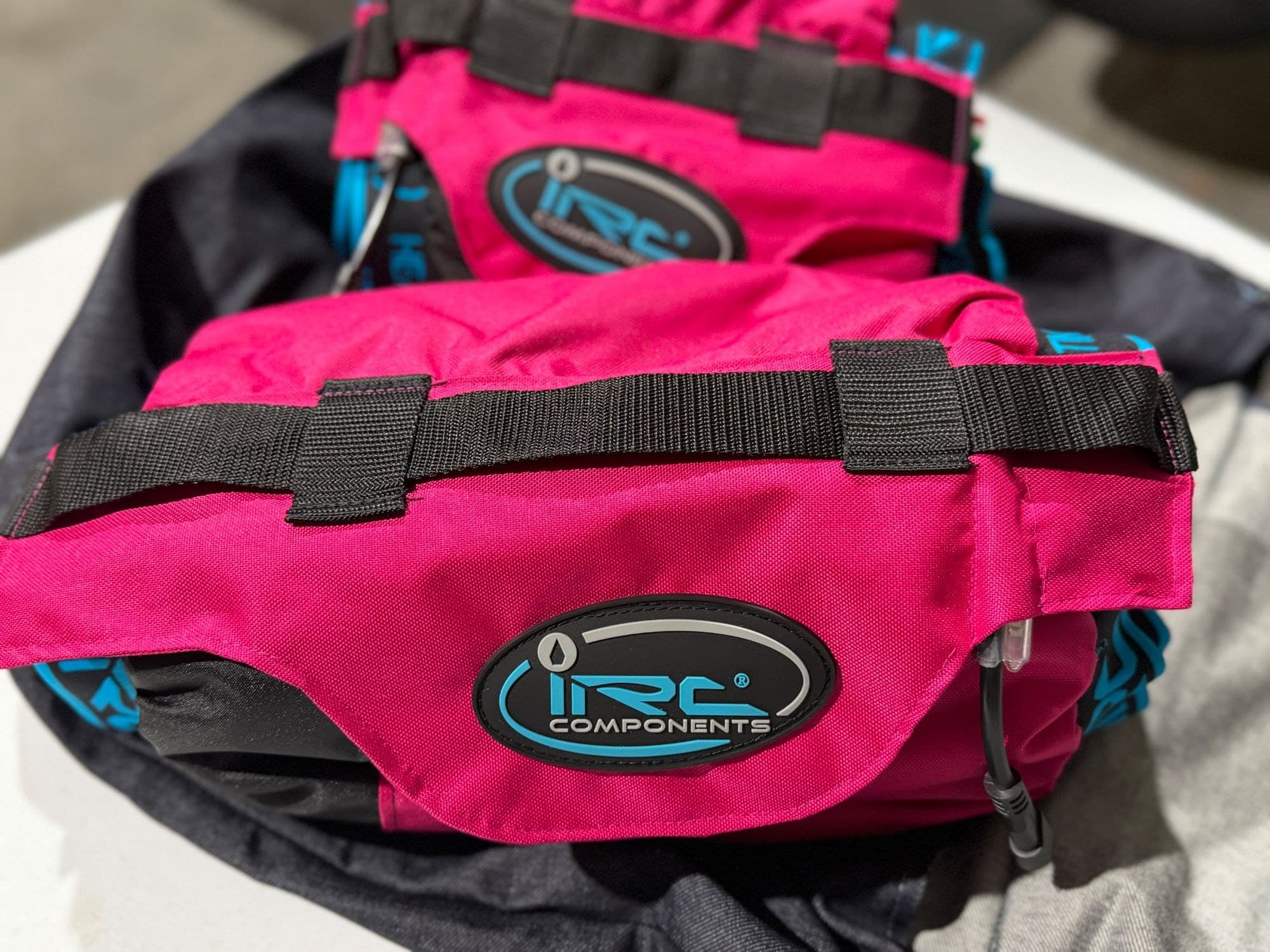 IRC Components tire warmers in pink